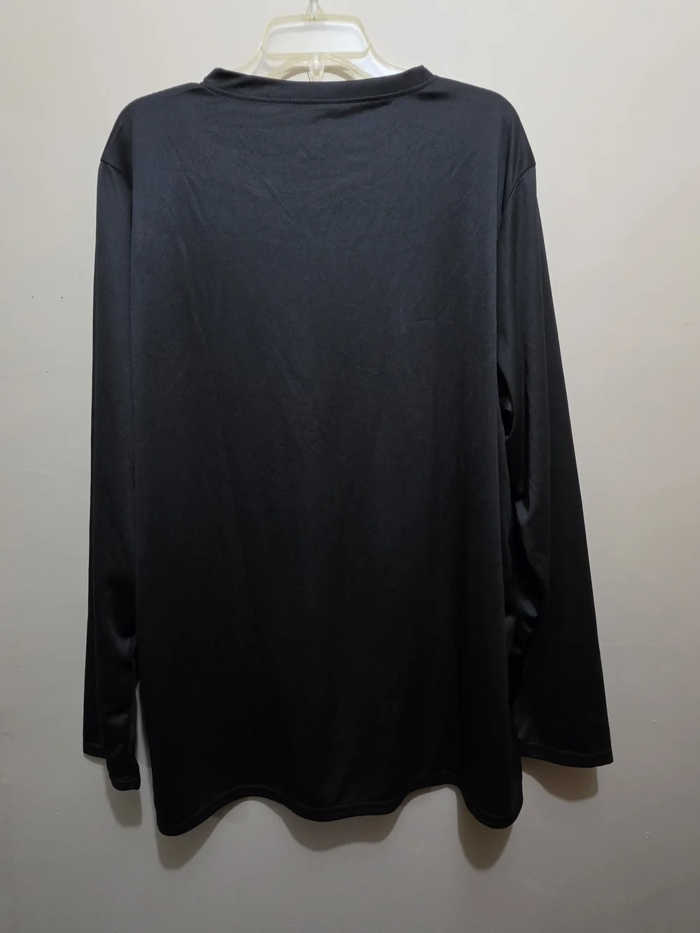 Real Essentials Men’s 3XL Black Long Sleeve Athletic Performance Shirt